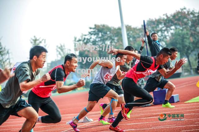 九游娱乐-体育比赛战况激烈，多位选手争先恐后冲刺